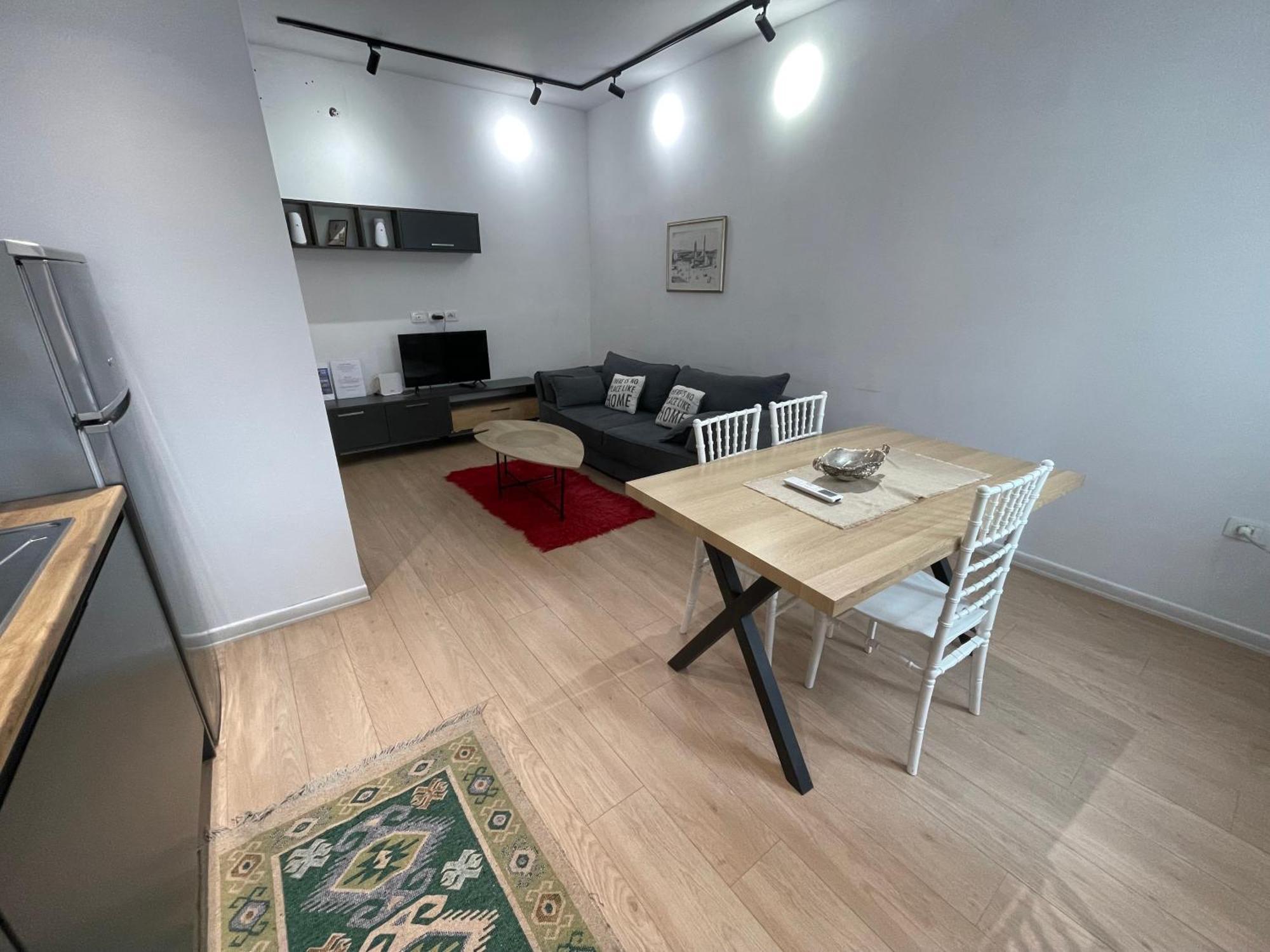 Downtown View Modern Apartment Tirana Esterno foto