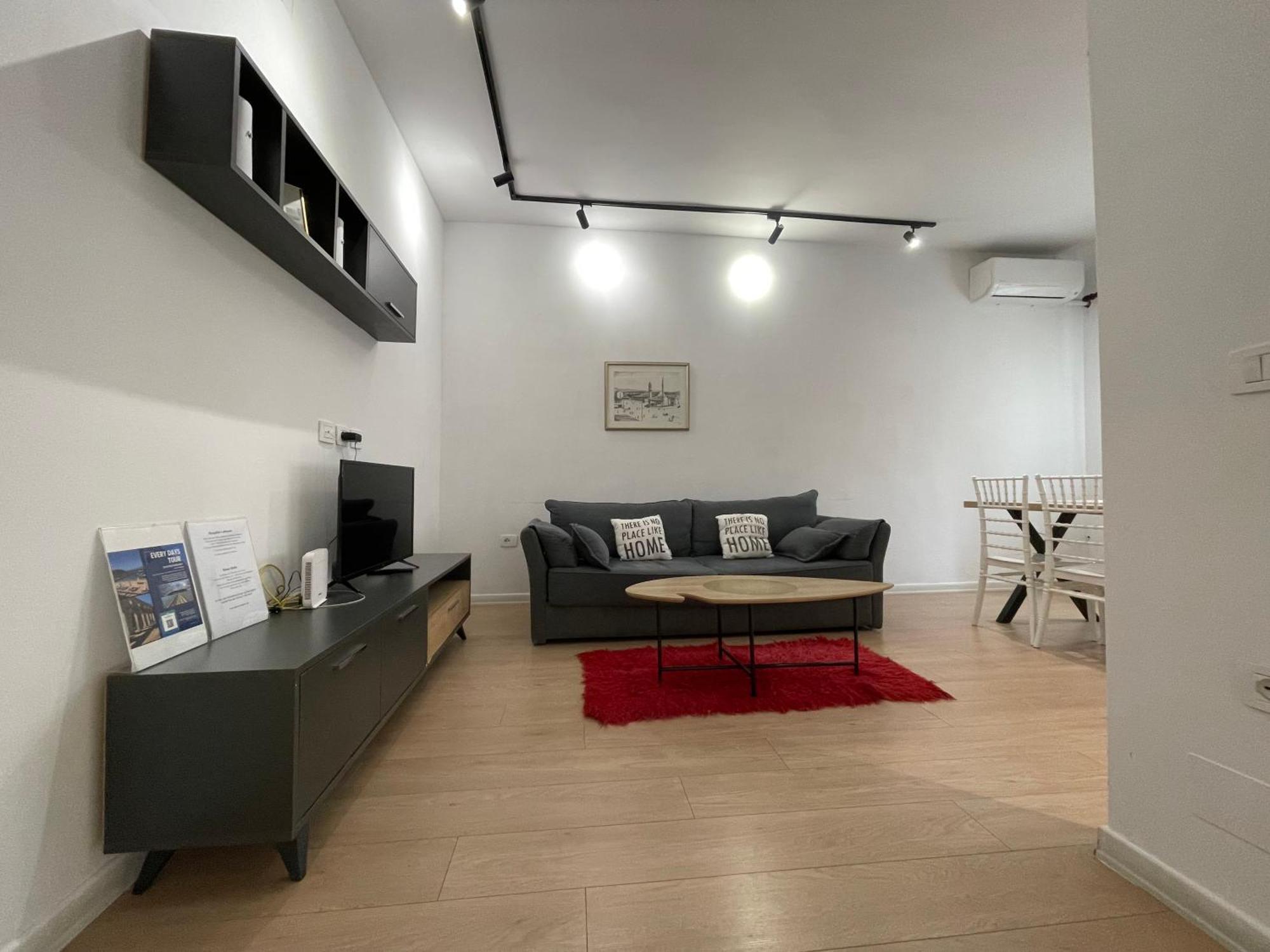 Downtown View Modern Apartment Tirana Esterno foto