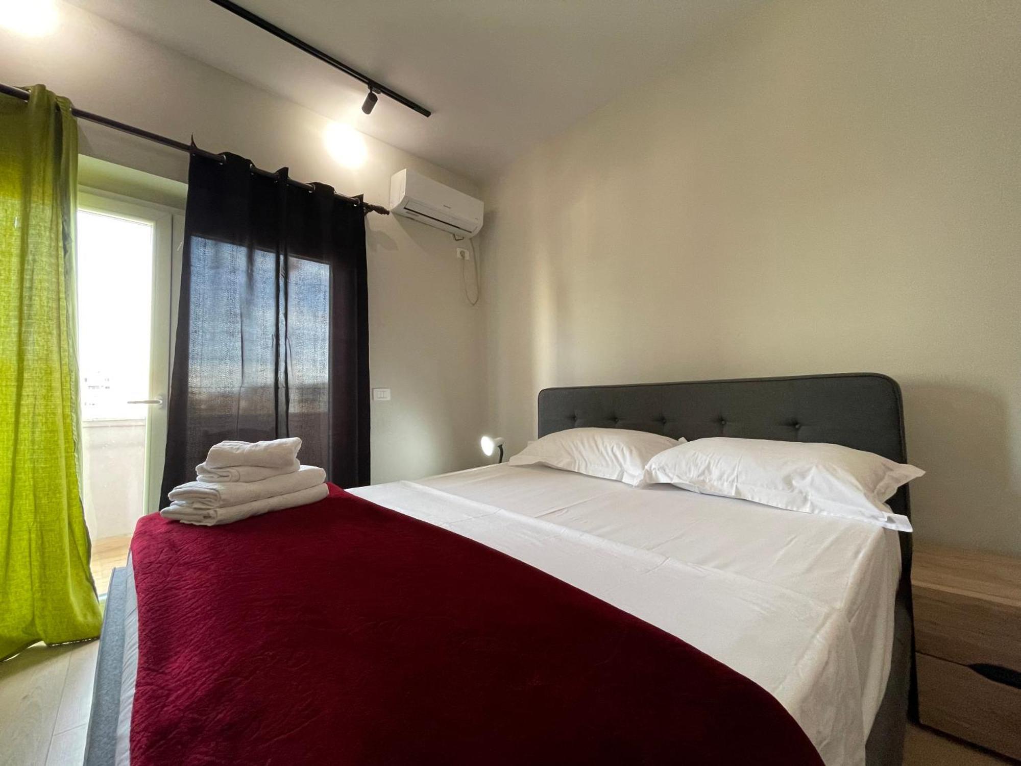 Downtown View Modern Apartment Tirana Esterno foto